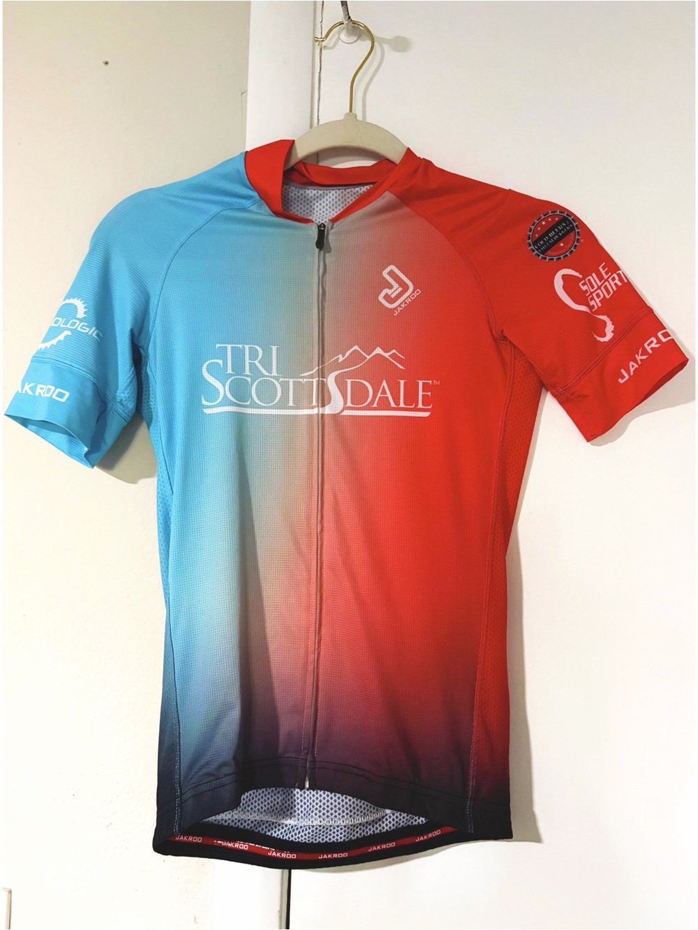 Jakroo cycling shirt